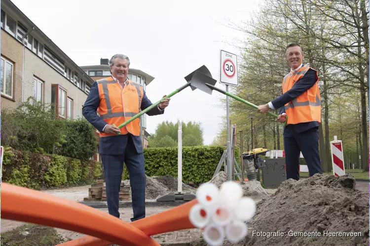 Eerste meters glasvezelnetwerk Heerenveen gelegd