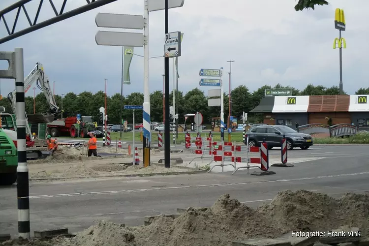 Wegwerkzaamheden K.R. Poststraat in volle gang