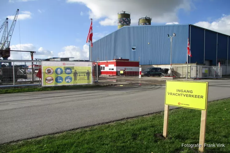 Heiwerkzaamheden en bouw nieuwe huizenfabriek aan de Wetterwille in Heerenveen volop bezig!