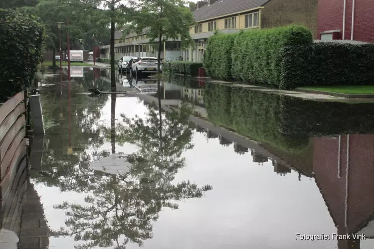Wateroverlast door regenbuien in Heerenveen
