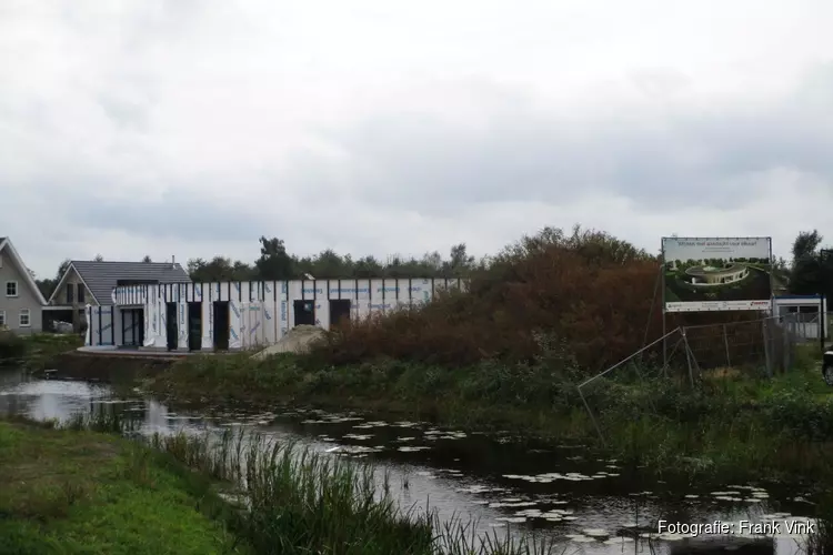 Bouw van het Paviljoen in Heerenveen vordert