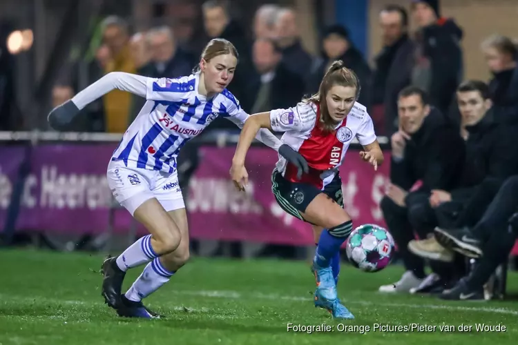 Ajax Vrouwen simpel langs SC Heerenveen