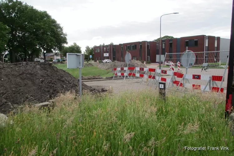 Werkzaamheden aan de Industrieweg in Heerenveen