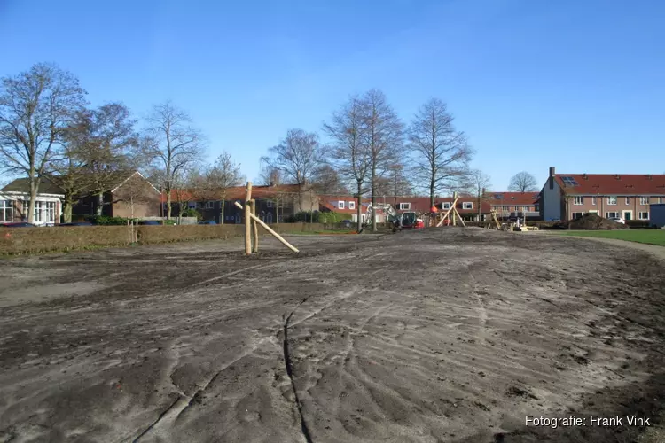 Herinrichting van grasveld Rozenstraat en Leliestraat in Heerenveen vordert!