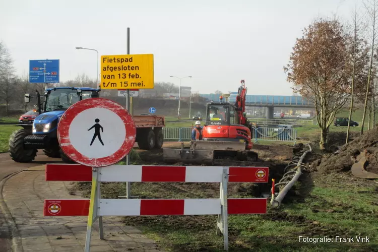 Fietspad langs de Oranje Nassaulaan in Heerenveen gestremd