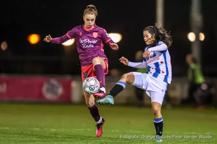 ADO Den Haag Vrouwen halen hard uit in Heerenveen