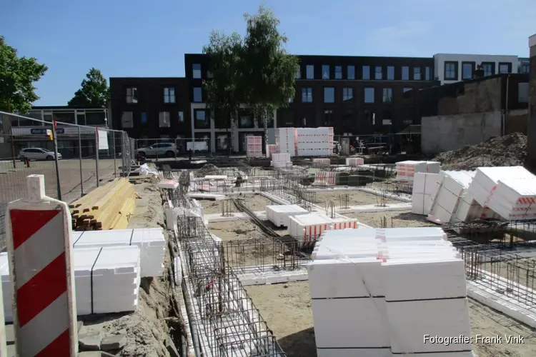 Bouw van appartementengebouw hoek Kerkstraat en Nieuwstraat begonnen