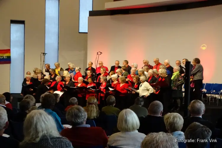 Jubileum concert koor de Reade Hoeke Heerenveen trekt veel publiek!