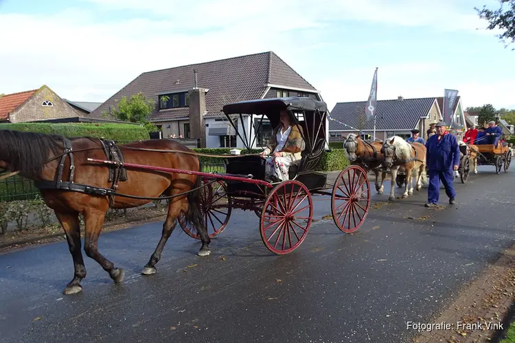 Boerenoptocht Flaeijelfeest Nieuwehorne druk bezocht