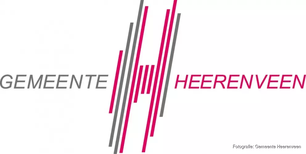 Gemeentelijke erepenning voor de wethouders Coby van der Laan en Siebren Siebenga te Heerenveen