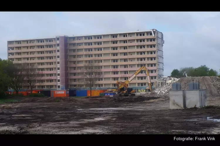 Sloop laatste flatgebouw Heerenhage vordert!