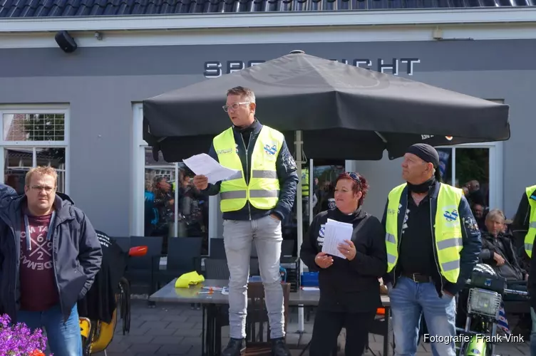 Veel deelnemers voor de eerste "Fryske Nozems toertocht" Heerenveen!